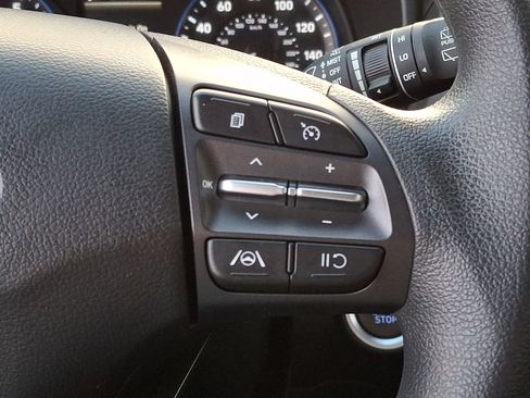 Certified 2023 Hyundai Kona SEL AWD/4WD image 24