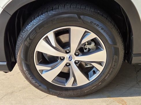 Used 2020 Subaru Ascent Premium image 11