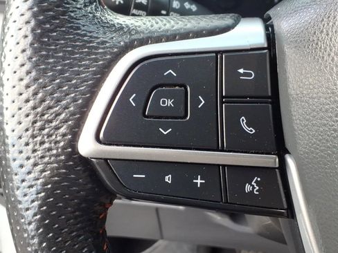 Used 2023 Toyota Sienna XSE w/ XSE Plus Package image 28