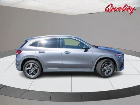 Used 2021 Mercedes-Benz GLA 250 4MATIC image 2