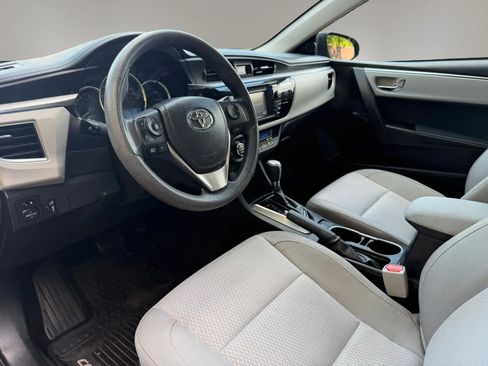 Used 2014 Toyota Corolla LE FWD image 14