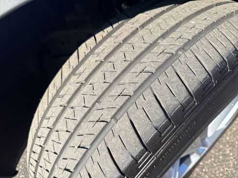 Used 2023 Honda CR-V LX image 12