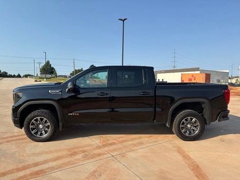 Used 2025 GMC Sierra 1500 AT4 AWD/4WD image 6