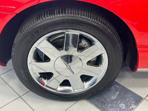 Used 2002 Ford Thunderbird image 14