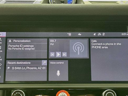 Certified 2026 Porsche Macan AWD/4WD image 17