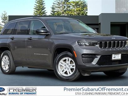 Used 2023 Jeep Grand Cherokee Laredo