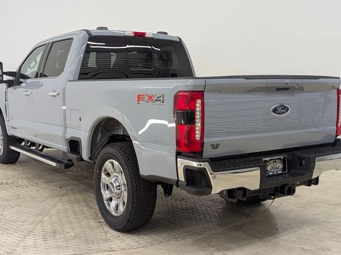 New 2026 Ford F250 Lariat w/ Chrome Package image 3