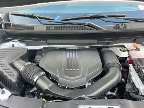 New 2026 Chevrolet Traverse RS w/ LPO, Floor Liner Package image 50