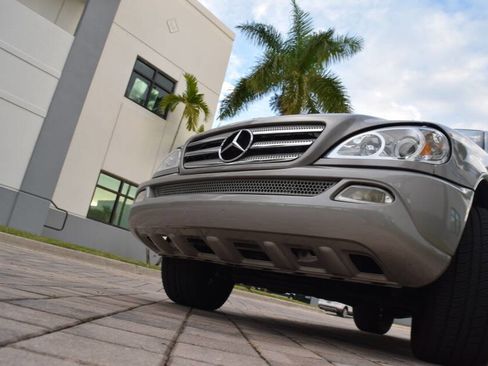 Used 2005 Mercedes-Benz ML 350 4MATIC image 12