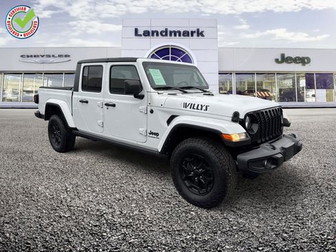 Used 2022 Jeep Gladiator Willys AWD/4WD image 1