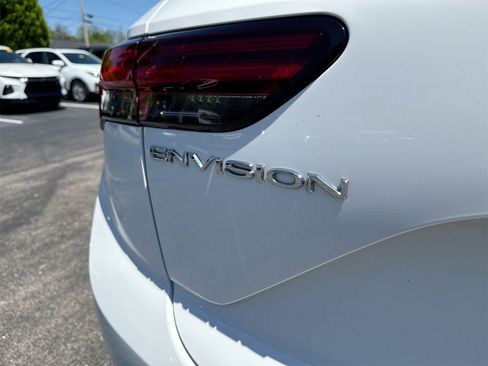 Used 2023 Buick Envision Essence image 25