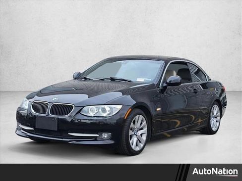 Used 2011 BMW 328i Convertible image 1