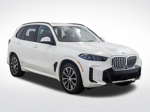 Certified 2026 BMW X5 xDrive40i w/ M Sport Package AWD/4WD image 7