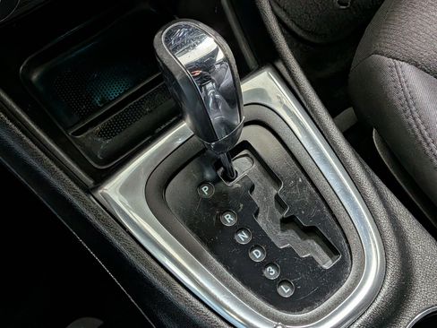 Used 2014 Chrysler 200 LX FWD image 26