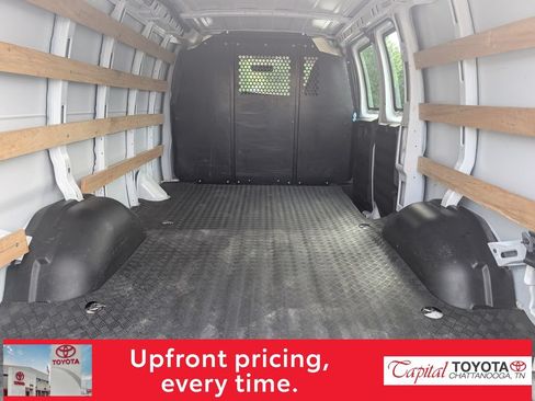 Used 2021 GMC Savana 2500 w/ Driver Convenience Package RWD image 10