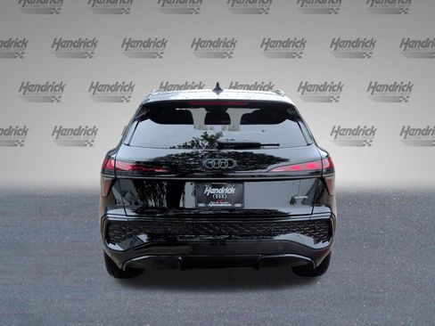 Used 2026 Audi Q3 quattro 2.0T AWD/4WD image 8
