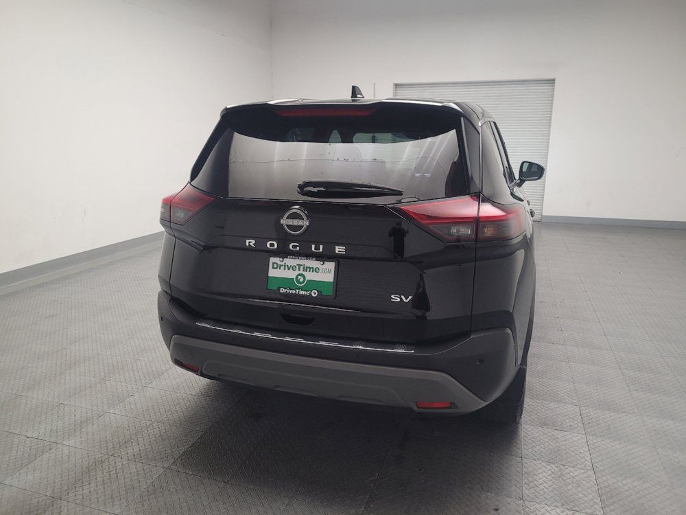 Used 2023 Nissan Rogue SV FWD image 7