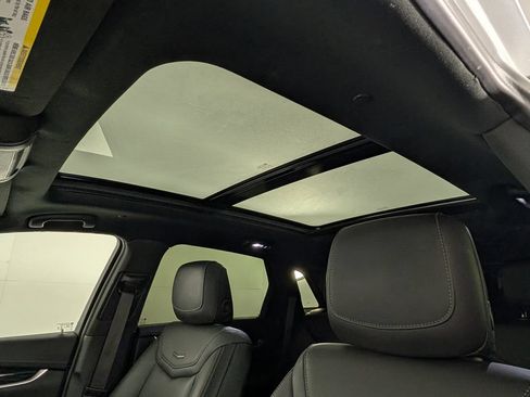 Used 2022 Cadillac XT5 Premium Luxury w/ Technology Package FWD image 30