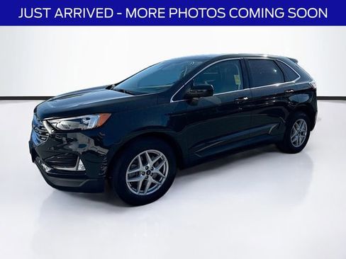Used 2022 Ford Edge SEL w/ Convenience Package AWD/4WD image 3