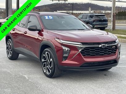 Certified 2025 Chevrolet Trax RS w/ Driver Confidence Package