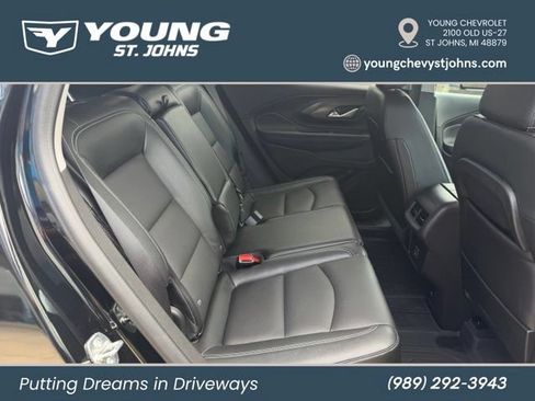 Used 2024 GMC Terrain SLT w/ LPO, Floor Liner Package AWD/4WD image 31