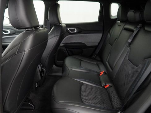 New 2026 Jeep Compass Latitude image 17