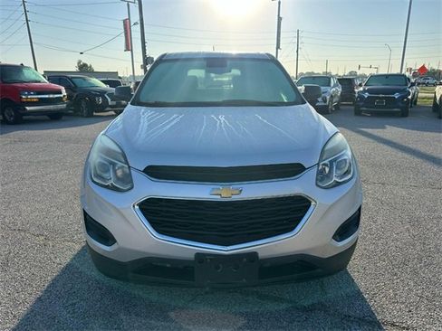 Certified 2017 Chevrolet Equinox LS image 9