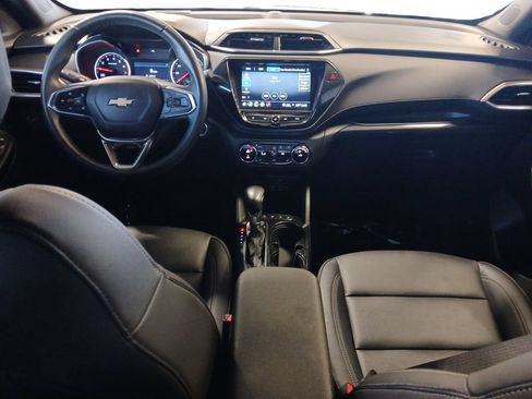 Used 2023 Chevrolet TrailBlazer ACTIV w/ Sun and Liftgate Package FWD image 10