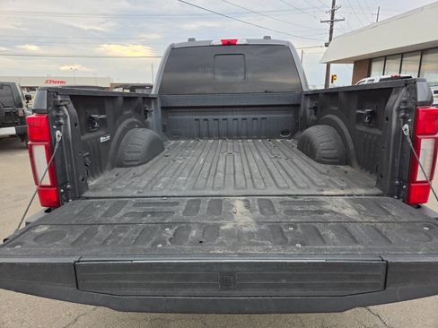 Used 2020 Ford F350 Lariat w/ Tremor Off-Road Package image 5