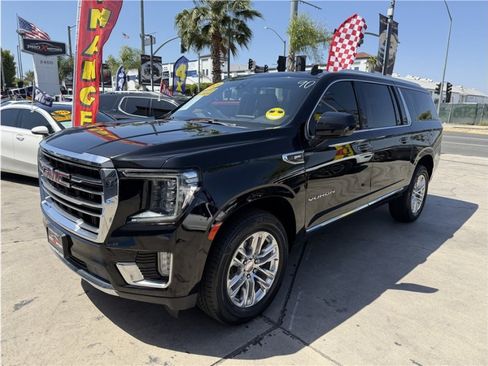 Used 2021 GMC Yukon XL SLT AWD/4WD image 9