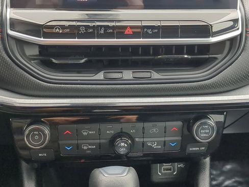 Used 2023 Jeep Compass Trailhawk image 26