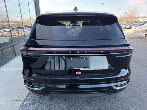 New 2026 Lincoln Nautilus Reserve image 4