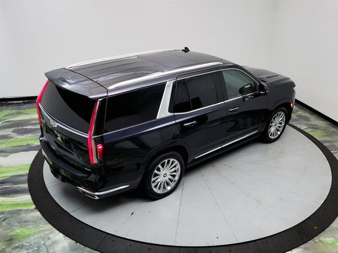 Used 2022 Cadillac Escalade Premium Luxury w/ Performance Package AWD/4WD image 36