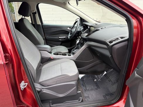 Used 2014 Ford Escape SE w/ Equipment Group 201A FWD image 15