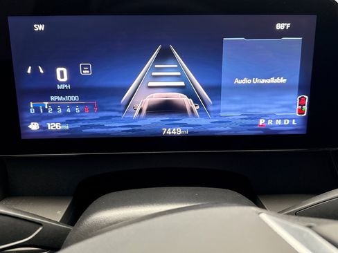 Used 2025 Chevrolet Traverse LT w/ Driver Confidence Package FWD image 13