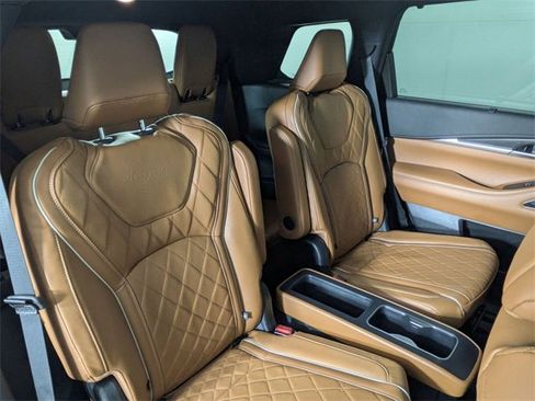 Certified 2025 INFINITI QX60 Autograph w/ Cargo Package image 32