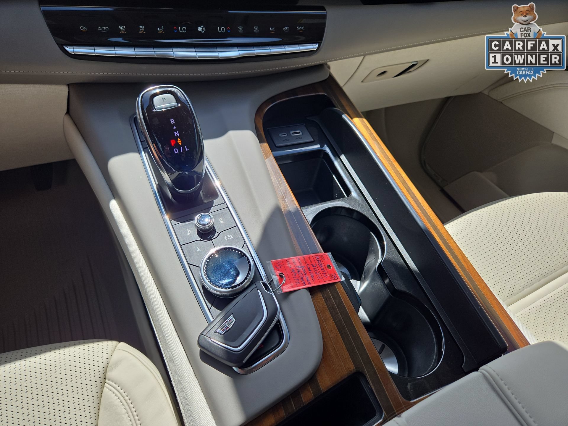 Used 2024 Cadillac Escalade Premium Luxury Platinum w/ Heavy-Duty Trailer Package AWD/4WD image 22