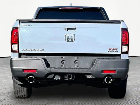 Used 2023 Honda Ridgeline Sport image 7