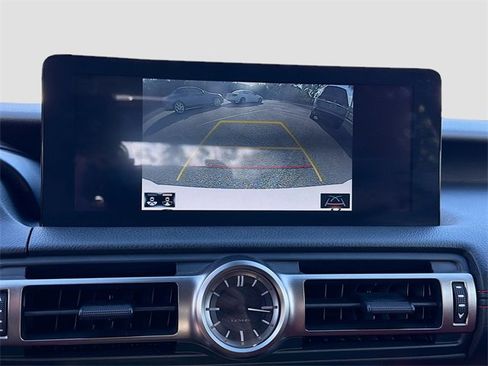 Used 2022 Lexus IS 350 F Sport image 32