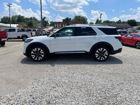 Used 2025 Ford Explorer Platinum w/ LUX Leather Package AWD/4WD image 4