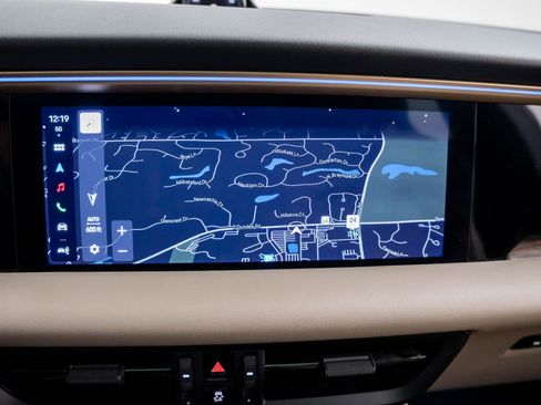 Certified 2024 Porsche Macan 4 Electric image 23