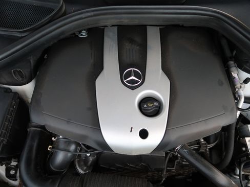 Used 2015 Mercedes-Benz ML 250 BlueTEC 4MATIC w/ Premium 1 Package image 43