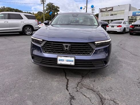 Used 2024 Honda Accord EX image 2