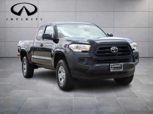 Used 2020 Toyota Tacoma SR RWD image 3