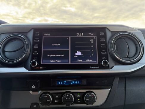 Used 2021 Toyota Tacoma SR5 image 8