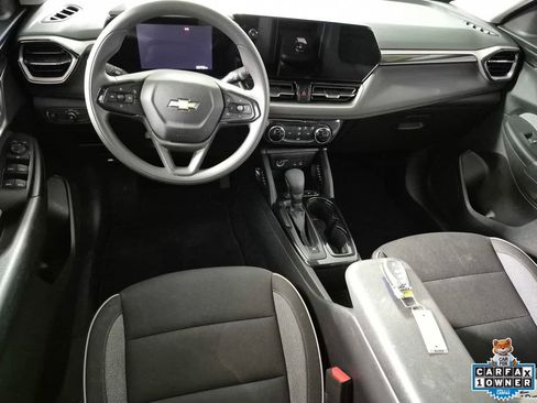 Used 2025 Chevrolet TrailBlazer LT AWD/4WD image 10