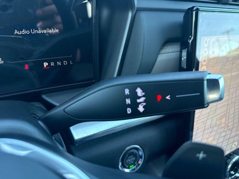 New 2027 GMC Terrain Elevation w/ Elevation Premium Package AWD/4WD image 11
