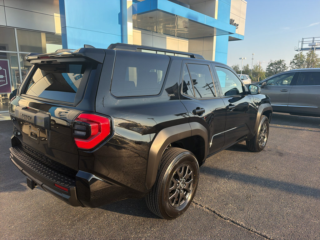 Used 2026 Toyota 4Runner SR5 AWD/4WD image 7