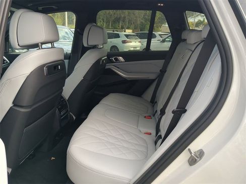 New 2026 BMW X5 xDrive40i w/ M Sport Package image 14