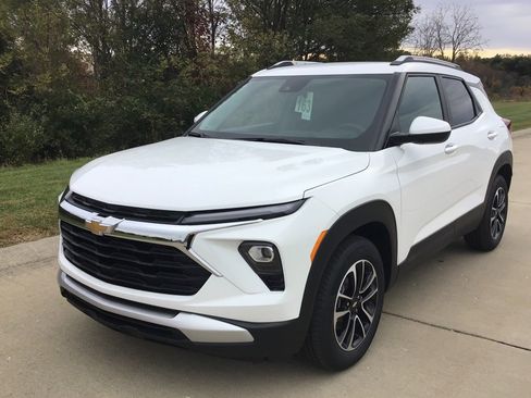 New 2026 Chevrolet TrailBlazer LT image 3